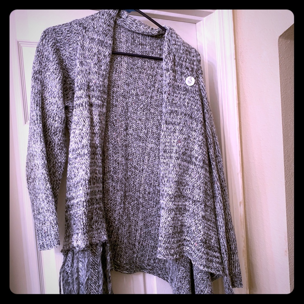 Grey Knot Open Sweater w/ button
